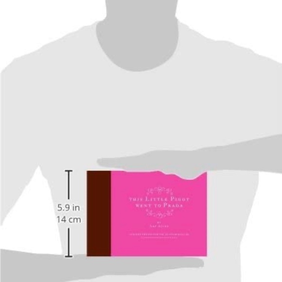 👜THIS LITTLE PIGGY WENT TO PRADA👜Nursery Rhyme Fashionista Gift Book - Picture 7 of 8